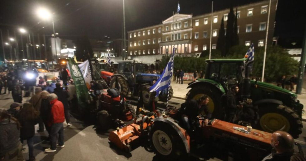 Τα τρακτέρ μαρσάρουν για την «Agrotica»